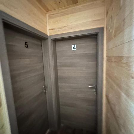 Bungalow House - 5 Rooms Zolaci Exterior foto